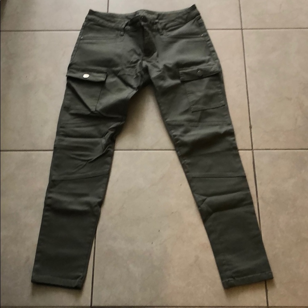 DL1961 Angie in Green Cargo sz30